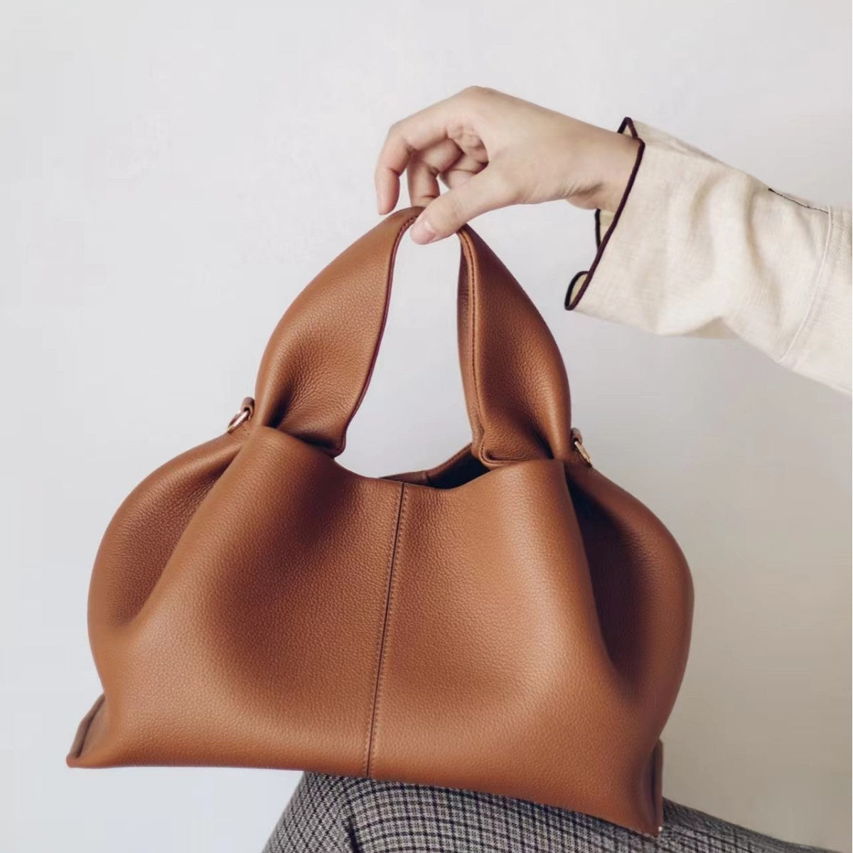 Medium Brown Leather Cloud Handbag with Top Handle